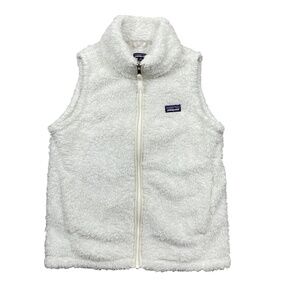 Patagonia XL White Fuzzy Vest Soft Full Zip 100% Polyester (see measurements) -